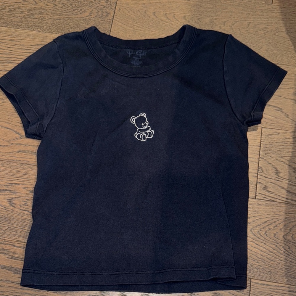BRANDY MELVILE BEAR BABY TEE 💙🧸